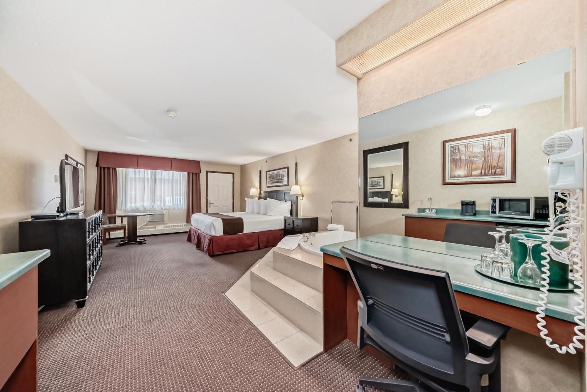 Stony Plain Inn & Suites Екстериор снимка