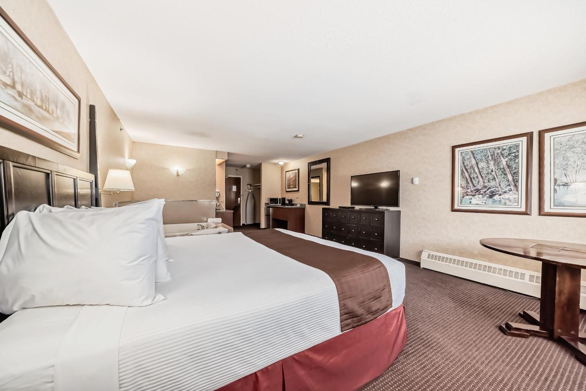 Stony Plain Inn & Suites Екстериор снимка